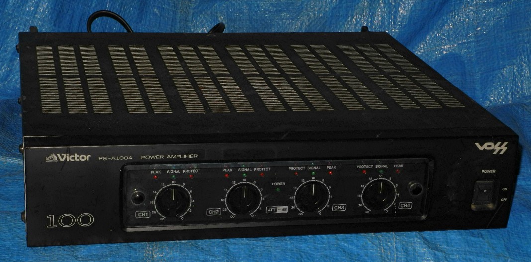 ☆ VICTOR の 大型 4CHANNEL パワー アンプ PS－A1004 CD-4