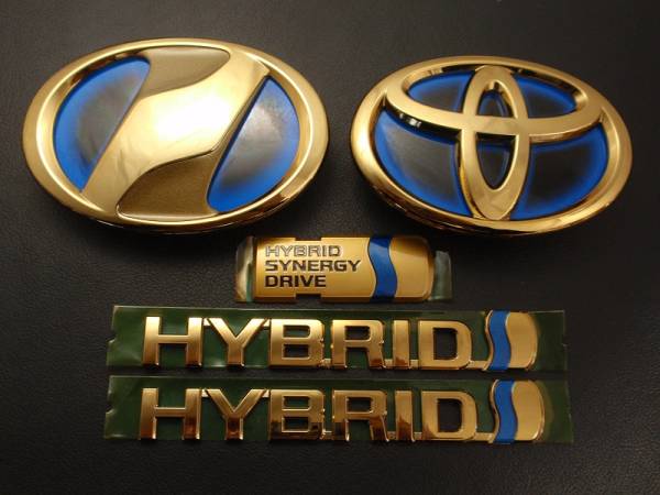 格安，人気SALE 80系 ヴォクシー ハイブリッド VOXY HYBRID プレミアム ゴールド エンブレム 5点セット(トヨタ)｜売買されたオークション情報、yahooの商品情報をアーカイブ公開 - オークファン トヨタ