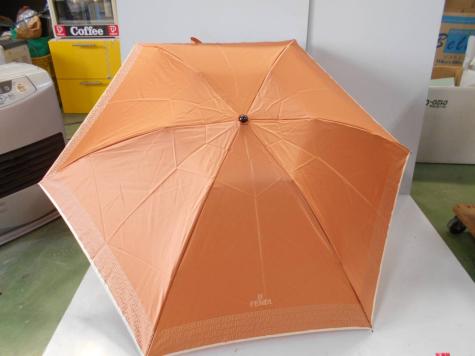 FENDI フェンディ UVカット ゴールド金具 晴雨兼用日傘 上品折り畳み傘