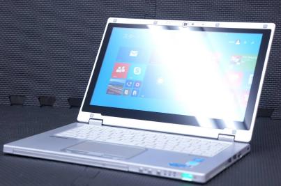 累積6710時間!! 11.6型フルHD+タッチ!! ハイブリッドPC!! CF-AX3EDCCS i5-4300U 4G SSD128G Win8.1