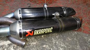 YZF-R1 AKRAPOVIC アクラポビッチ 07-08 スリップオンライン EC⁄ECE