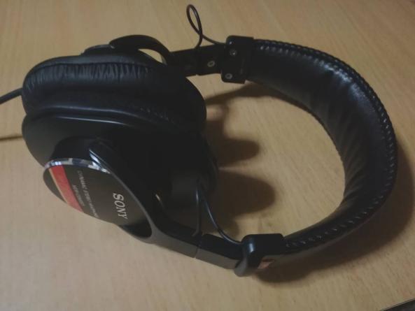 美品 SONY MDR-CD900ST スタジオモニターヘッドホン 3.5mmイヤホン端子