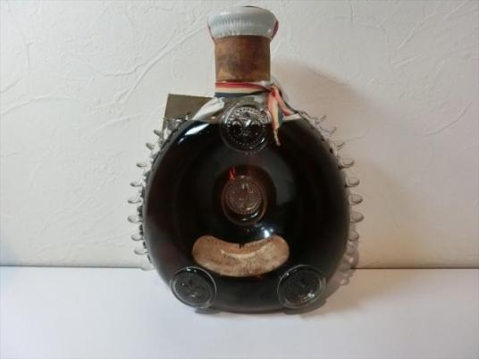  553 古酒 未開栓 REMY MARTIN レミーマルタン ルイ13世 ベリーオールド 40％700ｍｌ(レミーマルタン)｜売買されたオークション情報、yahooの商品情報をアーカイブ公開 - オークファン コニャック