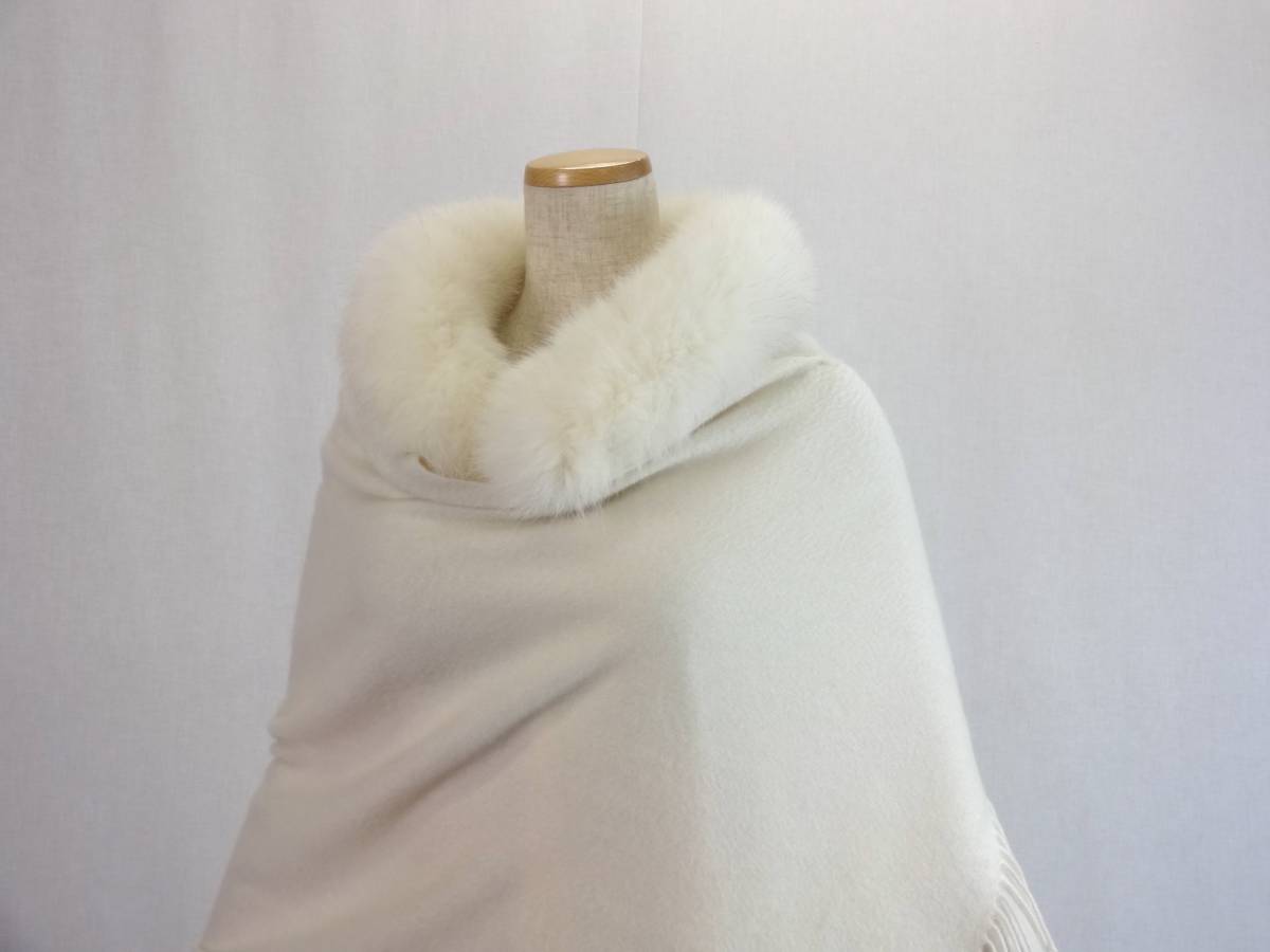 ストール 大判 ポンチョ 商品詳細：オーガニックカシミヤ カシミアストール(ポンチョ）プライベート ポンチョコート 華やかエレガント！　ハロッズ　カシミア素材　大判ストール＆ポンチョ　ホワイト　ほぼ新品　E042FJ