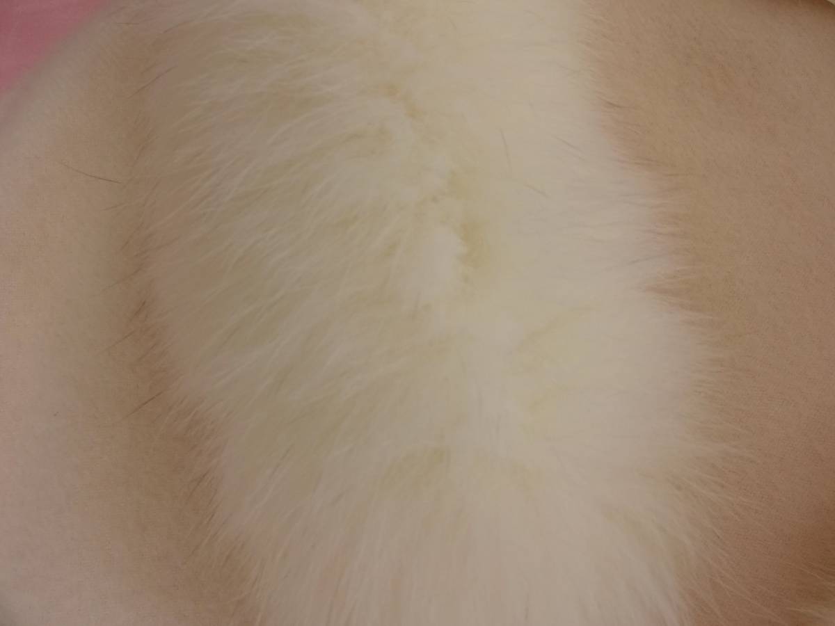 ストール 大判 ポンチョ 商品詳細：オーガニックカシミヤ カシミアストール(ポンチョ）プライベート ポンチョコート 華やかエレガント！　ハロッズ　カシミア素材　大判ストール＆ポンチョ　ホワイト　ほぼ新品　E042FJ