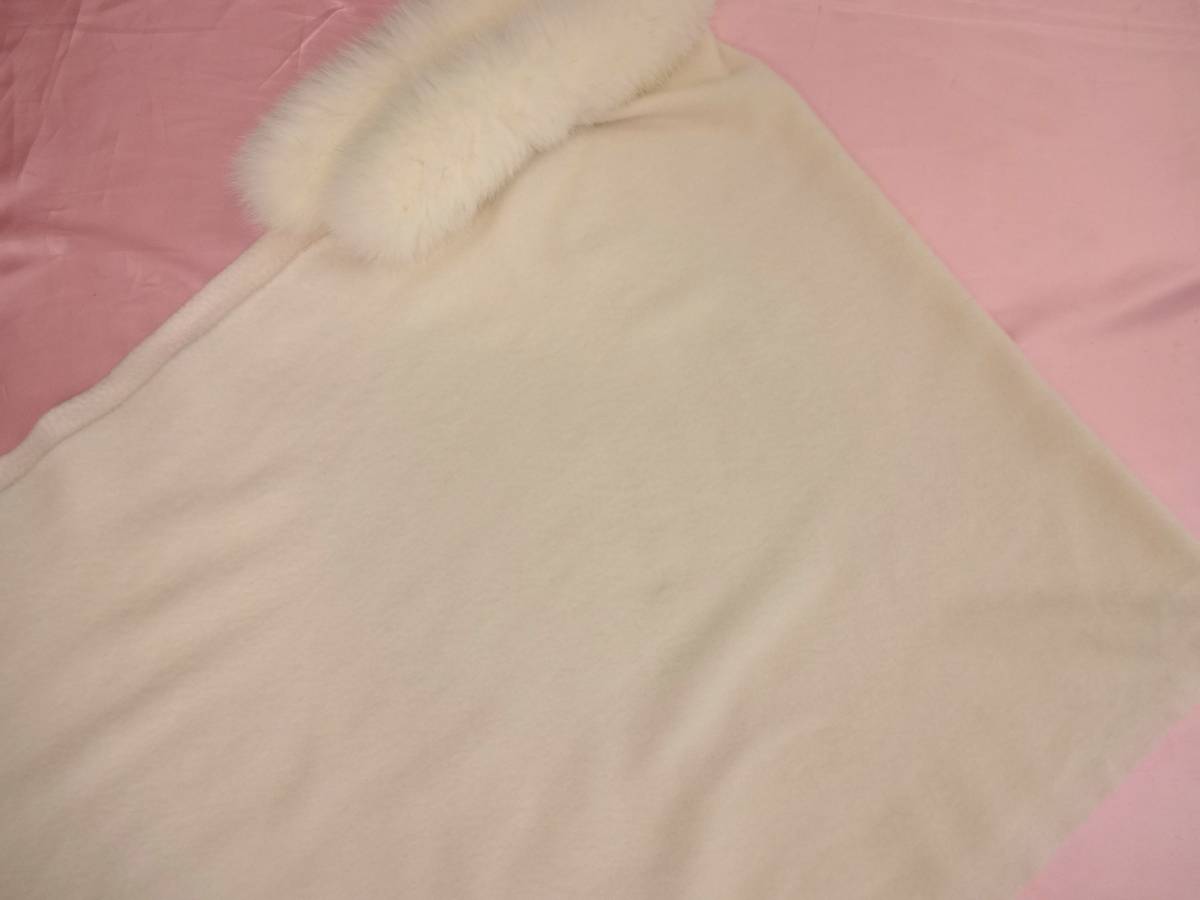 ストール 大判 ポンチョ 商品詳細：オーガニックカシミヤ カシミアストール(ポンチョ）プライベート ポンチョコート 華やかエレガント！　ハロッズ　カシミア素材　大判ストール＆ポンチョ　ホワイト　ほぼ新品　E042FJ