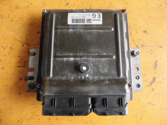 ★中期 エルグランド エンジン　コンピューター　EG　 平成17年 CBA-ME51　MEC83-510　D1　5405