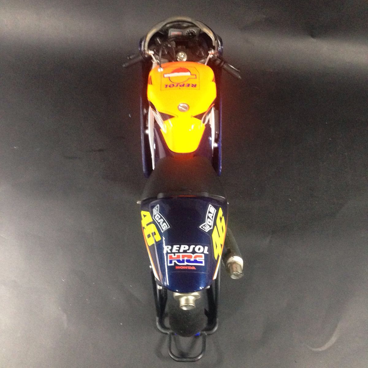 RC211V | マスター バレンティーノ・ロッシ ホンダ ミニチュアモデル