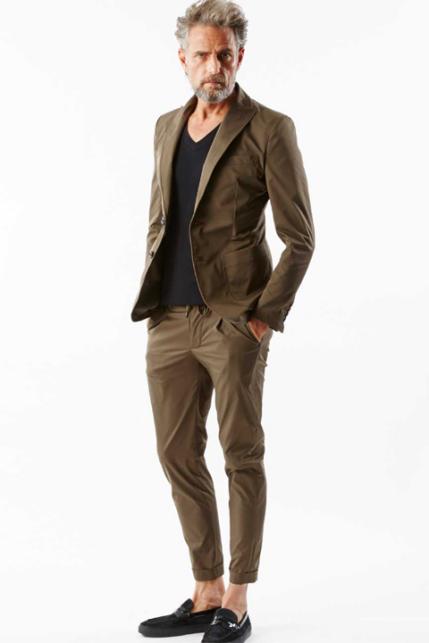 1piu1uguale3 シャカシャカスラックスパンツ　AKM　WJK　junhashimoto　カーキ　サイズ6