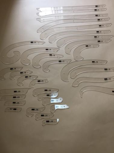 内田洋行 カーブ定規 雲形定規 アクリル製 32枚セット 箱付き 定規 売買されたオークション情報 Yahooの商品情報をアーカイブ公開 オークファン Aucfan Com