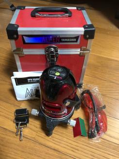 山真 レーザー墨出し器 LASER レッドエイリアン 《RA-06》