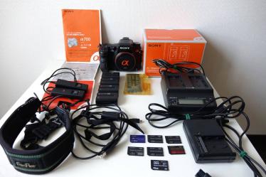 【定番，安い】 ＳＯＮＹ &alpha;７００ ボディ ＤＳＬＲ－７００ おまけ多数付き(ソニー)｜売買されたオークション情報、yahooの商品情報をアーカイブ公開 - オークファン ソニー