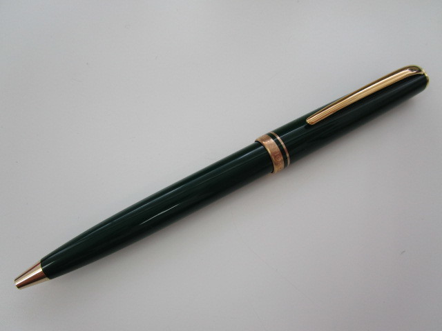 MONTBLANC ボールペン ジェネレーション　希少なグリーン ゴールド ジェネレーション ボールペン グリーン モンブラン MONTBLANC 金 筆記