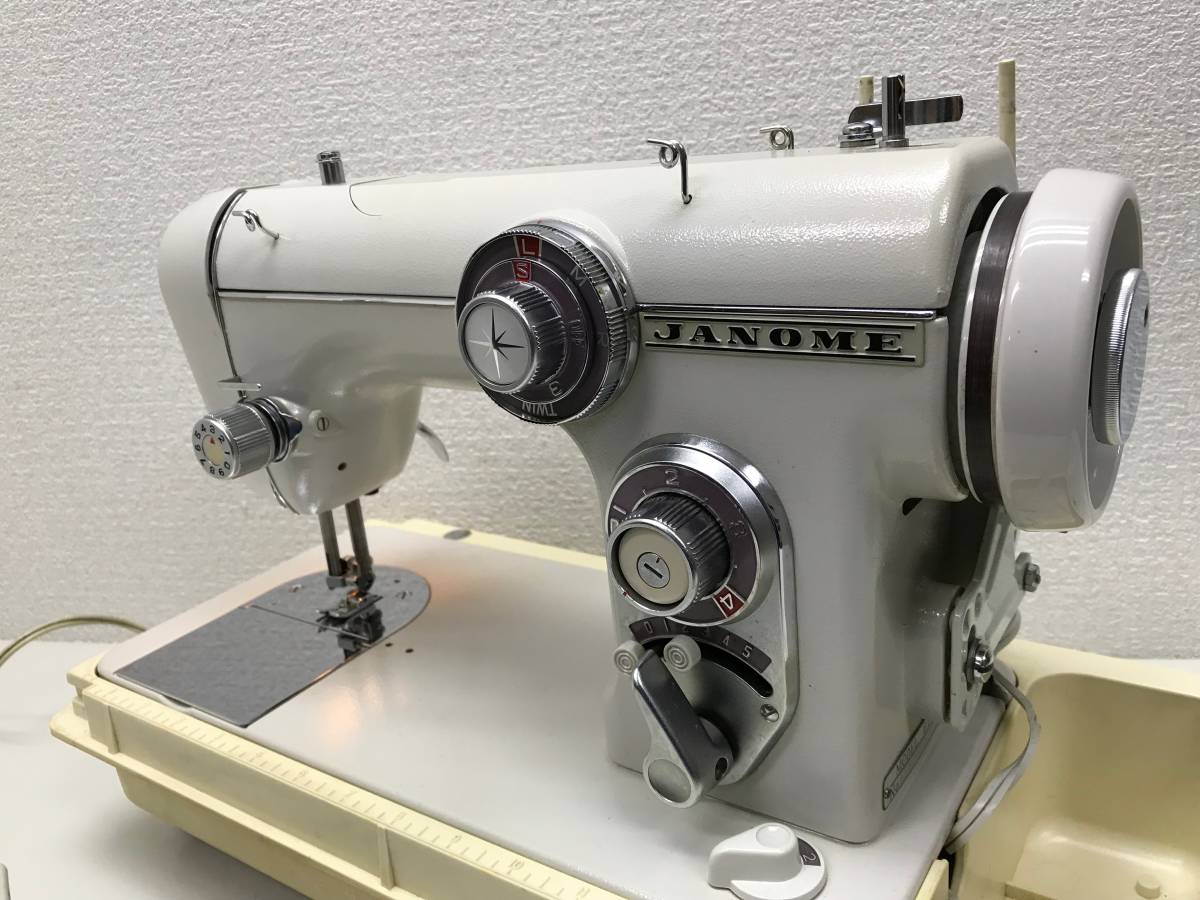 インテリア雑貨⁄ジャノメ⁄ミシン⁄アンティーク⁄ジャンク (中古品 インテリア雑貨⁄ジャノメ⁄ミシン⁄アンティーク⁄ジャンク (中古品