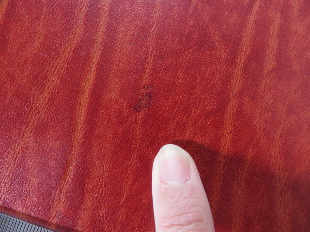 SALE★１３０デシ★ヌメ　臙脂系くすみレッド系アンチック　しぼエンボス♪_4