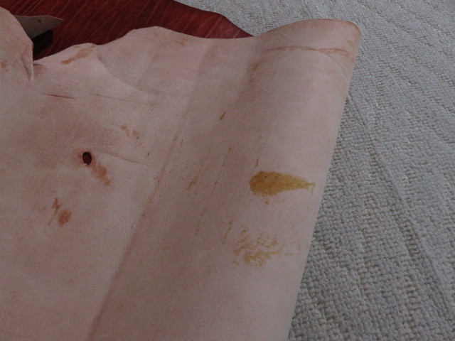 SALE★１３０デシ★ヌメ　臙脂系くすみレッド系アンチック　しぼエンボス♪_6