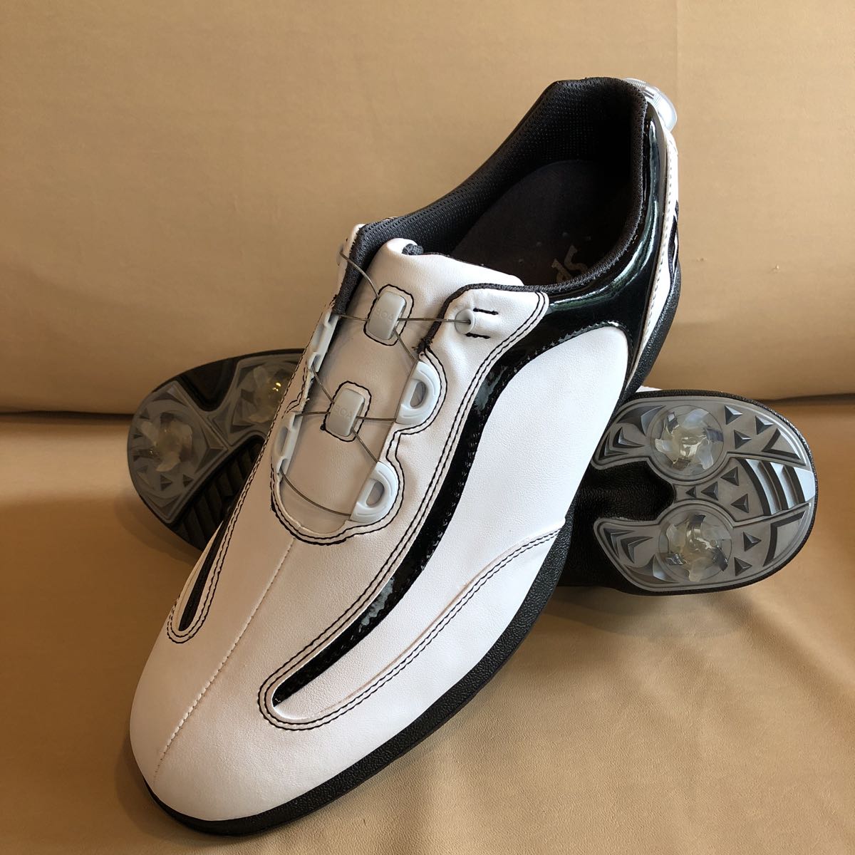 【100%新品，正規品】 品 フットジョイ FootJoy Sport LT Boa スポーツLT ボア スパイク ホワイト ブラック 27.0cm(27.0cm)｜売買されたオークション情報、yahooの商品情報をアーカイブ公開 - オークファン 27.0cm