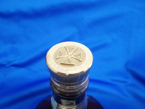 ∵ 古酒 ROYAL SALUTE（ロイヤルサルート）21年 陶器 重量1442g