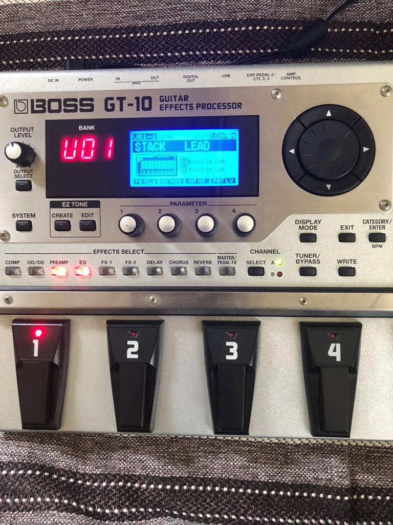 BOSS GT-10 マルチエフェクター アンプシミュレーター マルチ GX-10