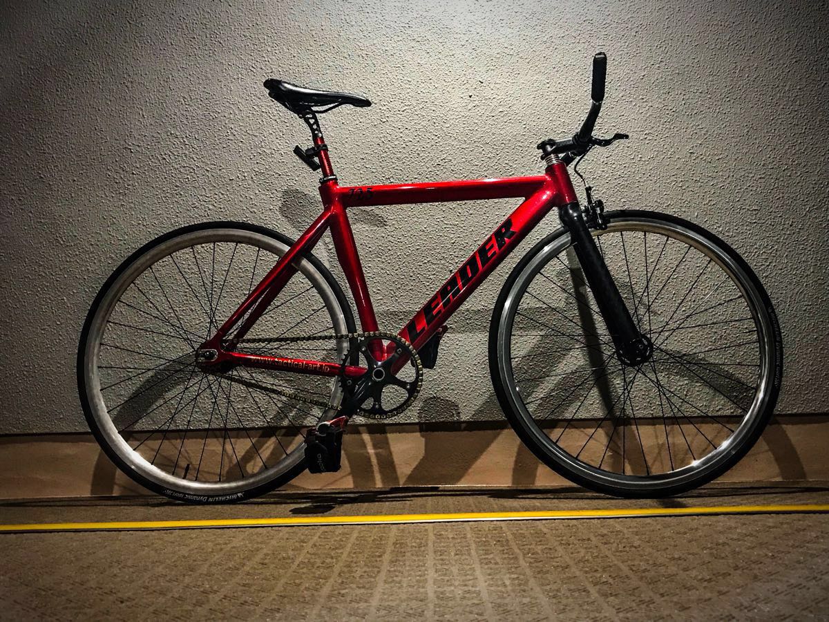 LEADER BIKE 725 リーダーバイク ピスト 街乗り(トラックレーサー 