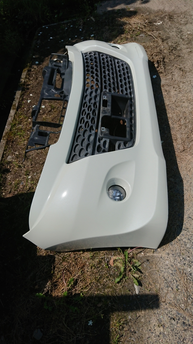 パレットSW用フロントバンパーMK21SパールホワイトZ7Tフォグフルセット