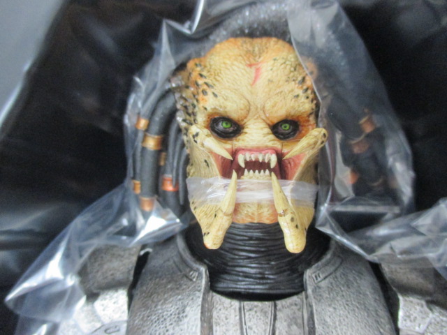 ホットトイズ ムービー・マスターピース AVP 1/6 スカー・プレデター