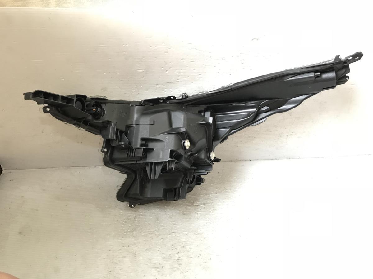 ☆ プリウス ZVW50 50 LED ヘッドライト 右 ☆8522 プリウス 前期
