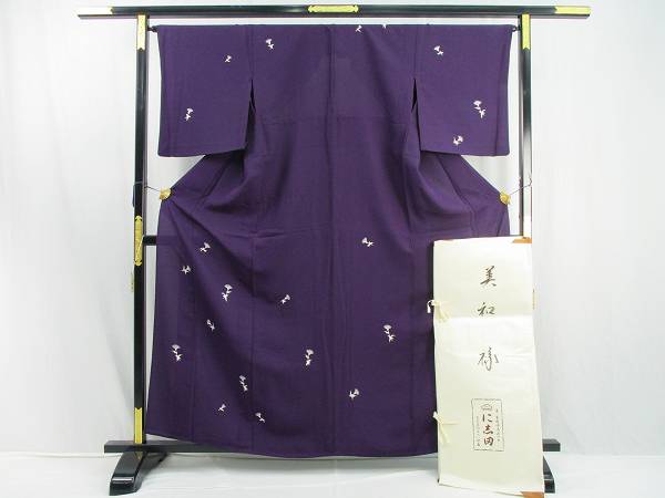 セール，大得価 着物ふぁんた 京都 室町 に志田 本加工 植物文様 紫紺 最高級 極上の逸品 単衣 小紋 t331(仕立て上がり)｜売買されたオークション情報、yahooの商品情報をアーカイブ公開 - オークファン 仕立て上がり