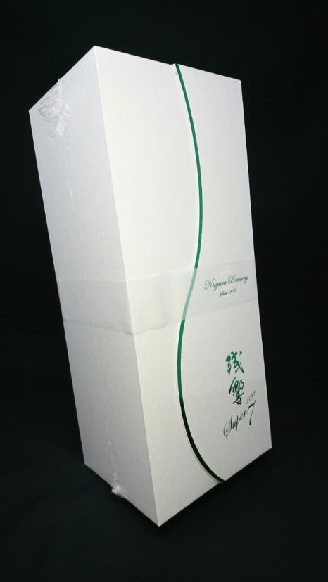 朝日鷹 日本酒 1800ml 化粧箱入り 2026年1月詰め - メルカリ ☆注目