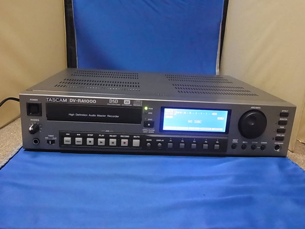 TASCAM PCM⁄DSDマスター・レコーダー DV-RA1000 中古品