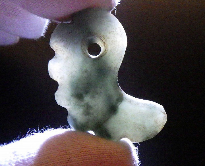 □縄文期 硬玉 翡翠製 獣形 勾玉□糸魚川翡翠垂飾玉古代石器考古物須恵
