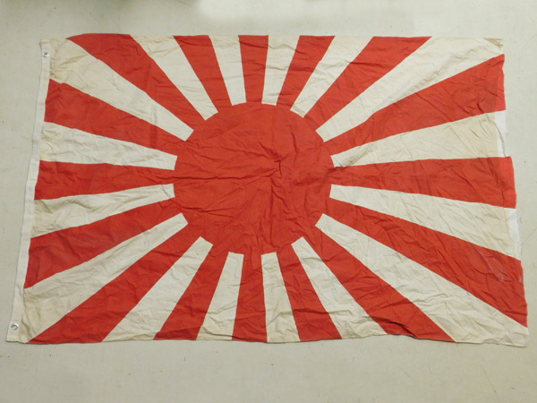 戦時資料】貴重 寄せ書き 日の丸 日章旗 額装品 武運長久 昭和レトロ