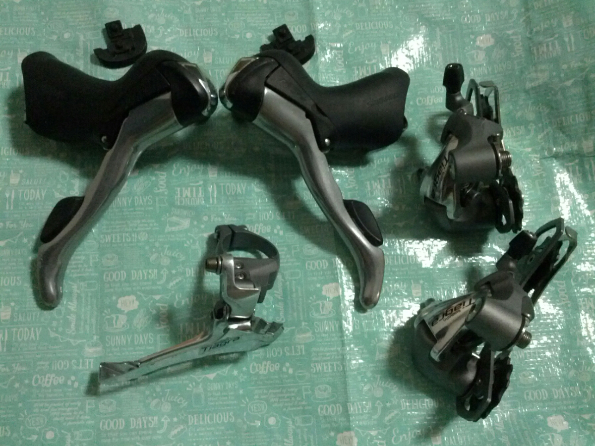 ST-4600 SHIMANO TIAGRA シマノ Tiagra シフトレバー ティアグラ STI 