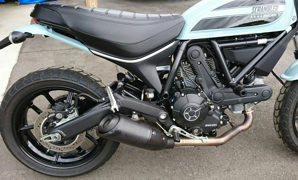 ドゥカティ スクランブラー sixty2 純正シート コンフォートシート スクランブラー / sixty2 ドゥカティ 純正