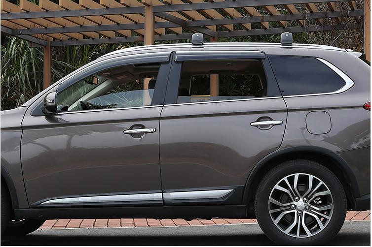 ドアバイザー【ミツビシ アウトランダー OUTLANDER PHEV 】専用