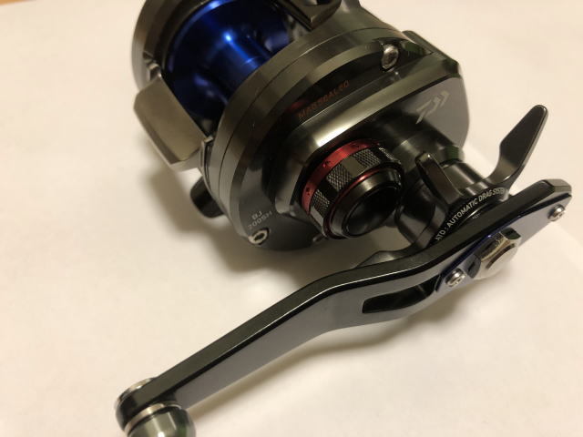 8070b22◇美品です◇Tigers 阪神タイガース 中綿 ナイロンスタジャン L