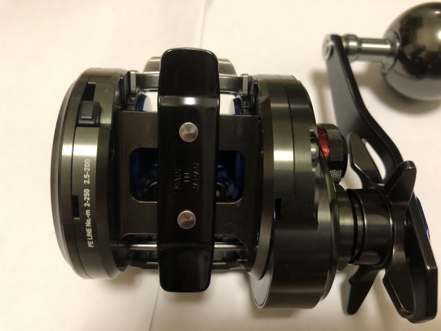 8070b22◇美品です◇Tigers 阪神タイガース 中綿 ナイロンスタジャン L