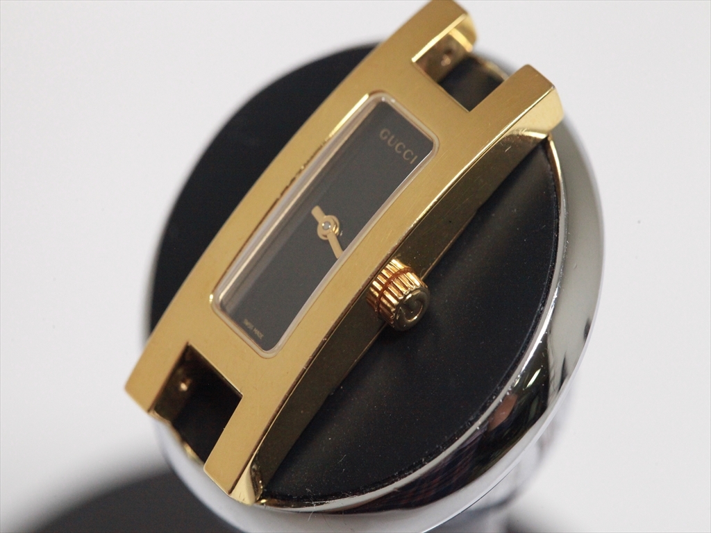 グッチ 3900L GUCCI 腕時計 Gucci 黒文字盤 ピンク GUCCI（腕時計）の