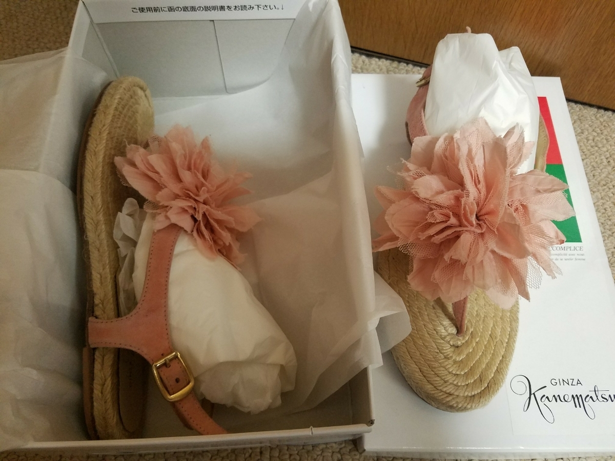 全国無料，爆買い 新同銀座かねまつ限定インポート トングサンダル38.0 ダイアナファビオスタニングルシェルエポカアドーア(24.5cm)｜売買されたオークション情報、yahooの商品情報をアーカイブ公開 - オークフ 靴