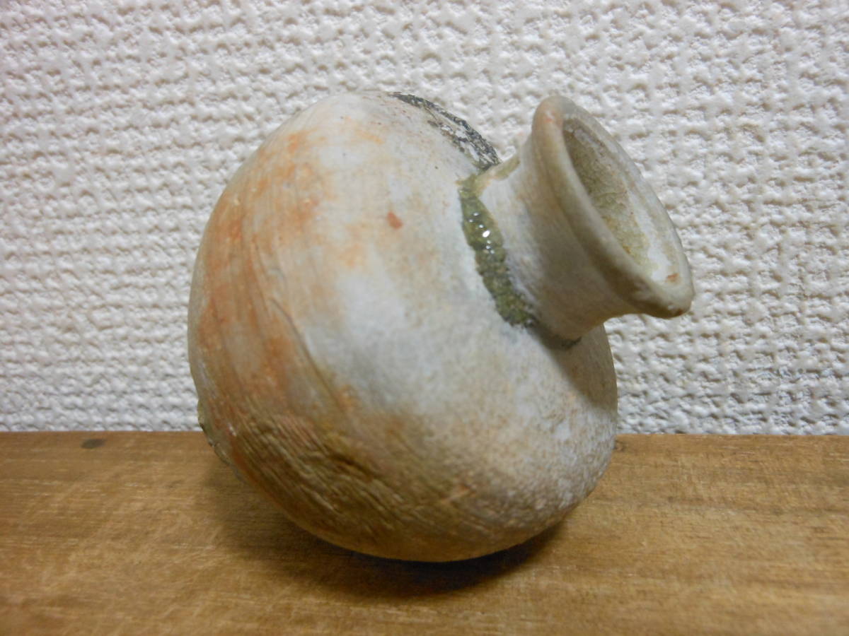 古瀬戸 | 入蘆花（ロカニイル） 鎌倉時代 CE） 室町時代 灰釉小壺（1336–