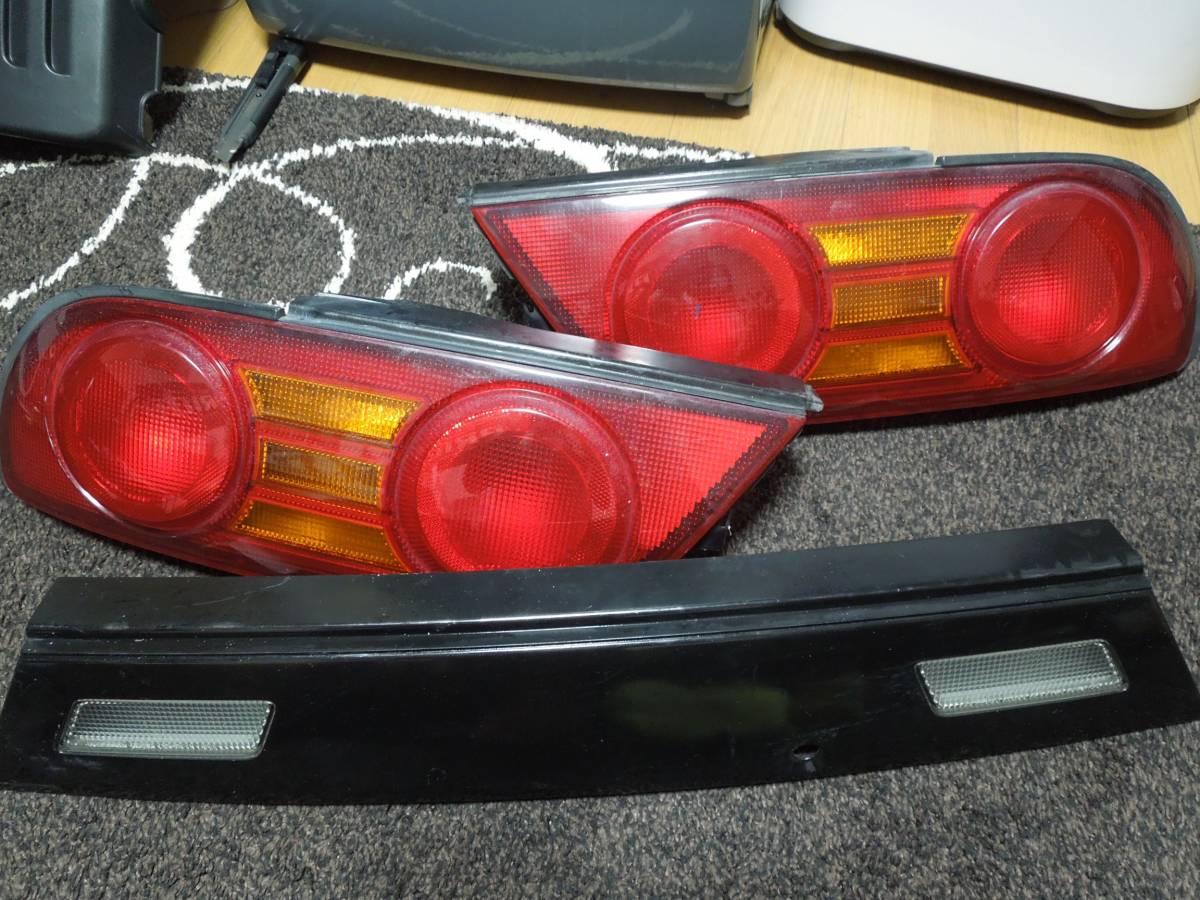 希少/人気 日産 180SX 後期テールランプ左右セット/ガーニッシュ