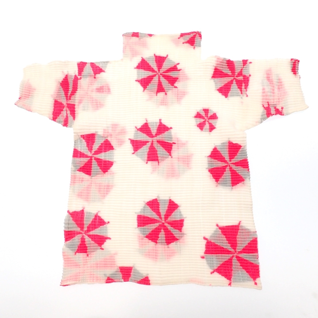 極美品◇ISSEY MIYAKE イッセイミヤケ 総柄 プリーツ半袖ハイネック