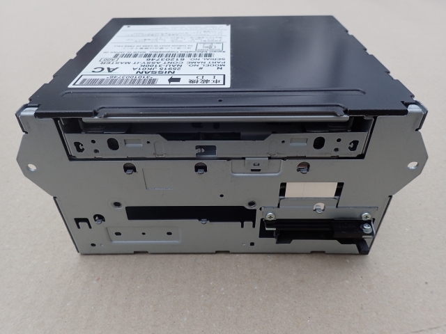 良品♪ スカイライン V36 純正 HDDナビ ユニット CD NAU-3100K 2006年度版 動作確認済み 即決あり