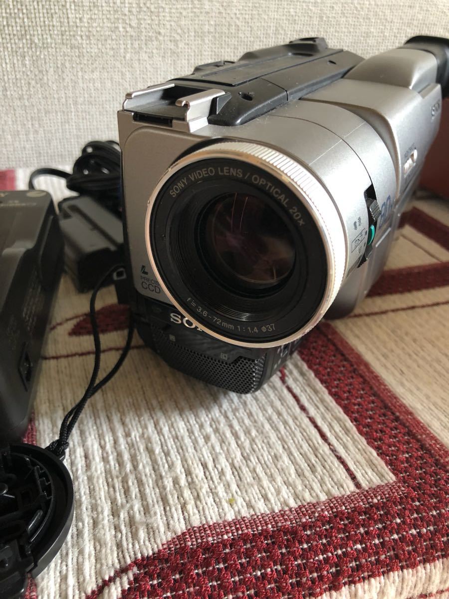 SONY ソニー DCR-TRV735 デジタル8ハンディカム 8ミリビデオカメラ