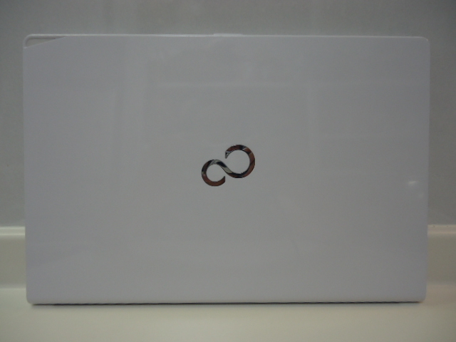 富士通⁄FMV 富士通 LIFEBOOK SH75/T Corei5/0GB/4GB 〈SH75⁄W〉Win11⁄Intel