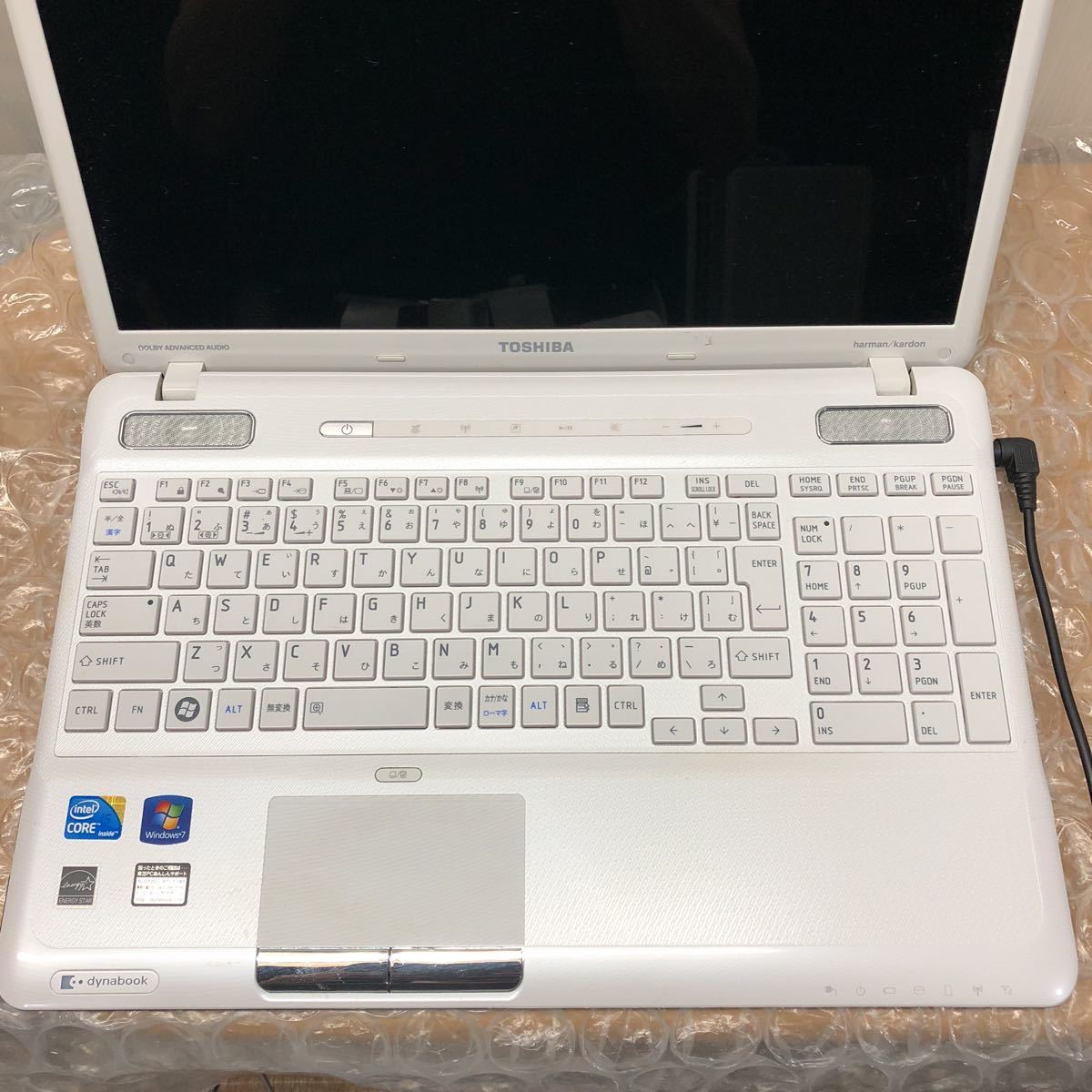 東芝 TOSHIBA⁄ノート⁄第8世代Core i7⁄メモリ4GB⁄4GB⁄WEBカメラ有⁄OS無 