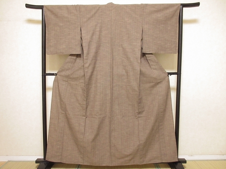 ドークブア■綿紬　単衣　茶の縦縞　しつけ付　逸品　416