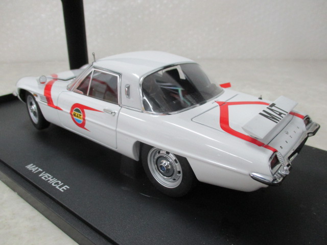 AUTOart/オートアート 1/18 帰ってきたウルトラマン MAT VEHICLE