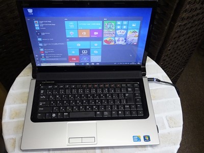 Dell Studio 0 - Review 1 | Notebookcheck Intel Core i7 for XPS All 