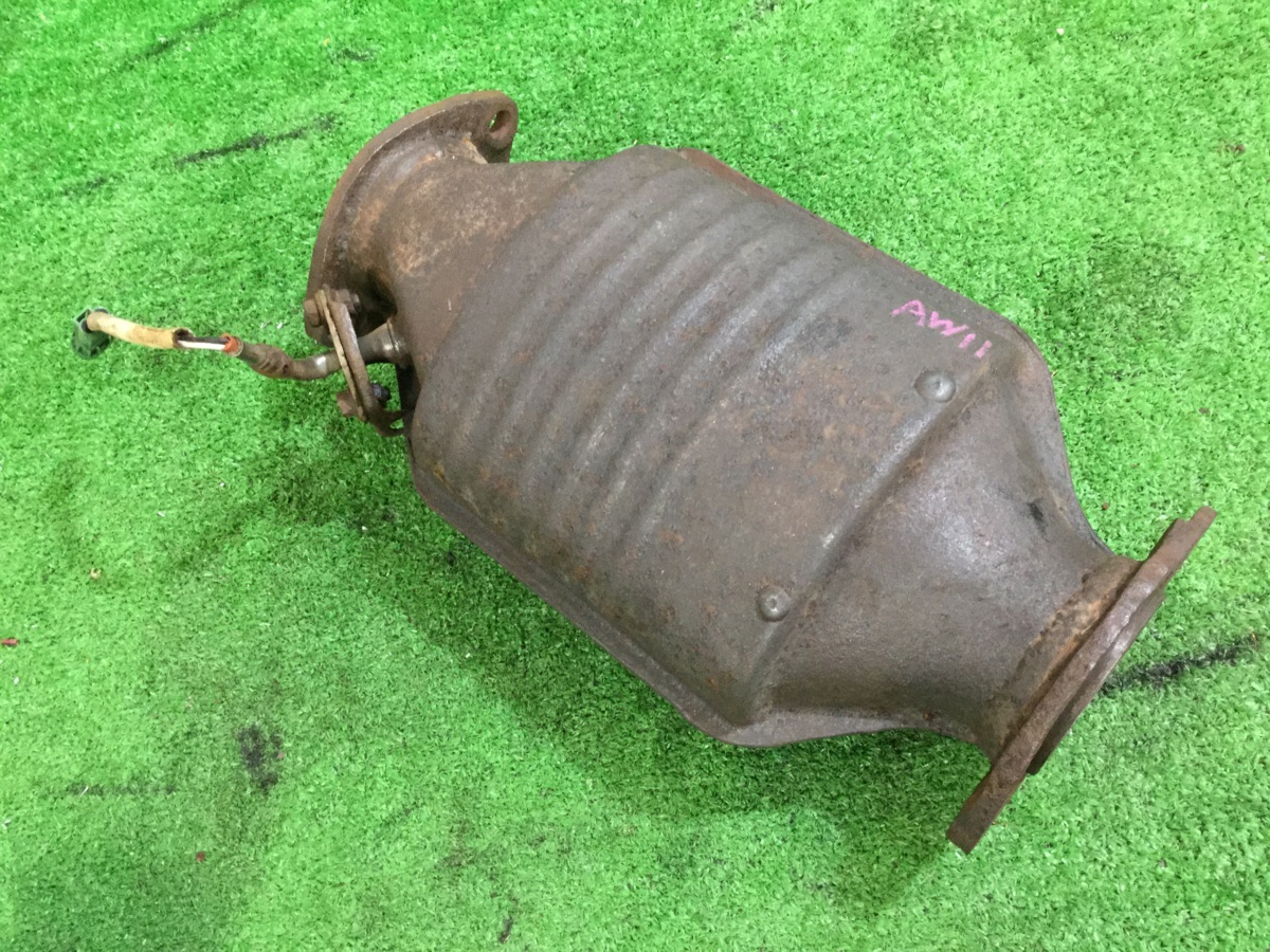 MR-2 MR2 AW11 純正 触媒 MR2 AW11 触媒 TOYOTA 触媒の中古品・新品・未